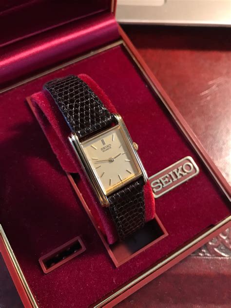 vintage seiko tank watch